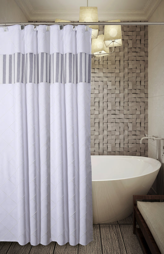 Quilted Mirror Shower Curtain / Liner